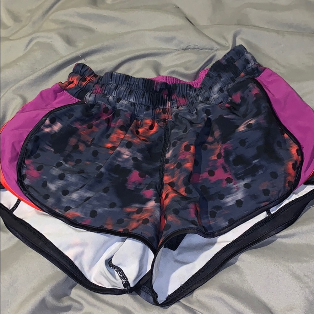 Lululemon hotty hot shorts 2.5’’